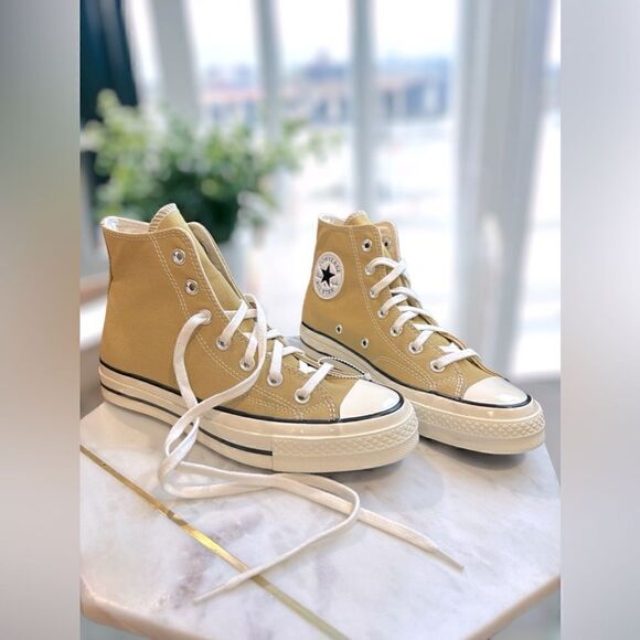 🔥🔥NEW Converse Chuck 70 Hi Limited Edition Sand Dunescape Women's 8 Men’s 6 - Picture 2 of 14